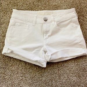 American eagle white shorts